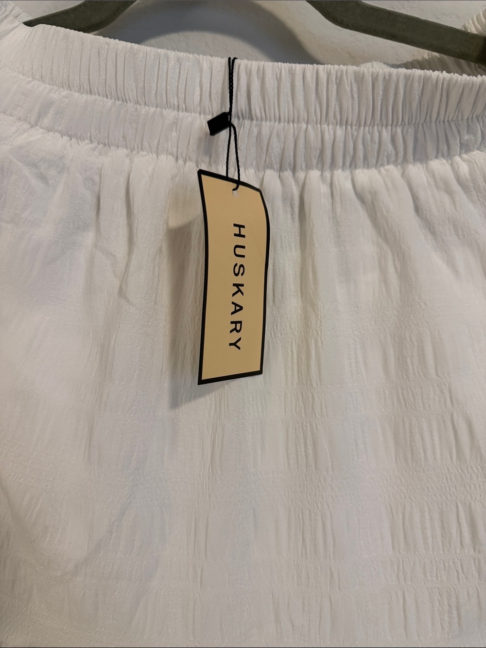 Flowy White Tiered Maxi Skirt with Elastic Waist - Picture 2 of 4